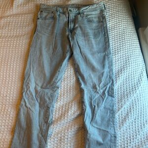 AG Adriano Goldschmied
Straight Leg Jeans